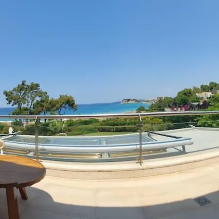Villa Ano Poli